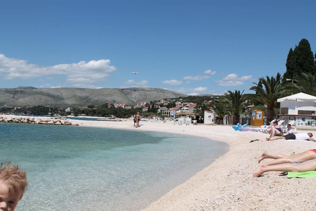 Apartment Mia - Spacious Apartment On 85 M2 With Beautiful Sea View Trogir Exterior foto